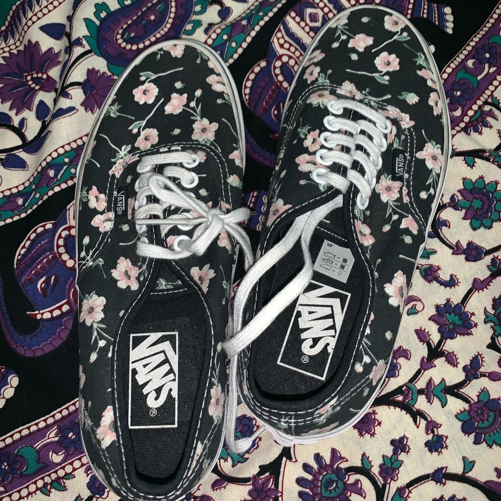 Floral Vans